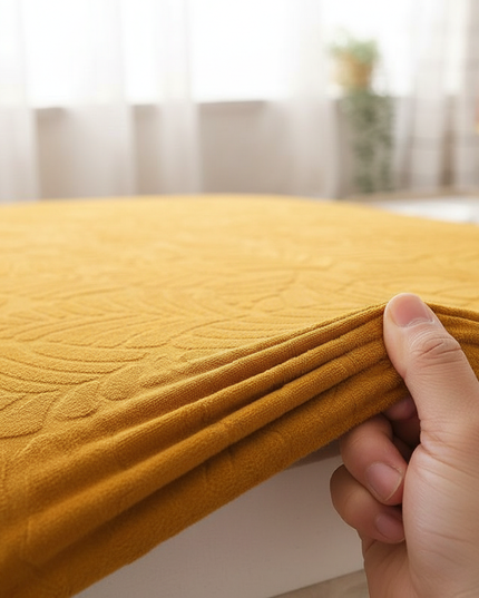 Housse de clic clac ocre jacquard feuilles – Protection canapé convertible – Photo Variation 5