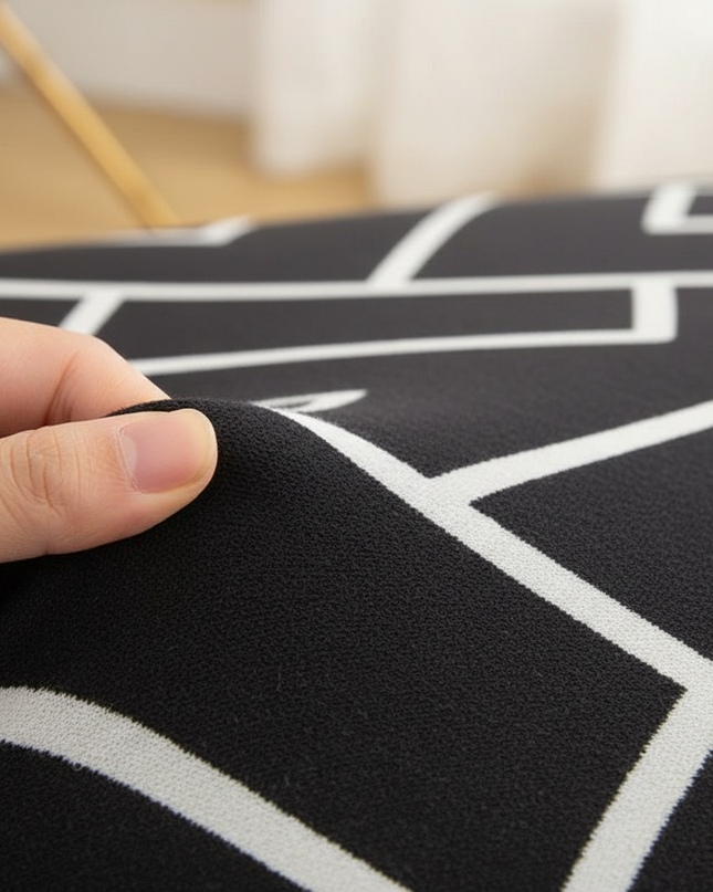 Housse de clic clac noire motifs géométriques – Protection canapé convertible – Photo Variation 5