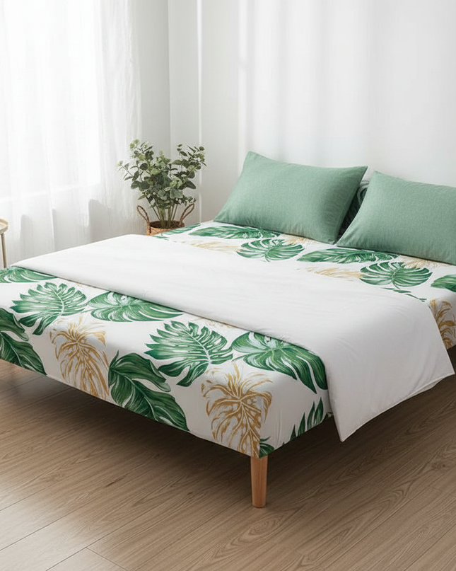 Housse de clic clac tropicale verte or – Protection canapé convertible – Photo Variation 3